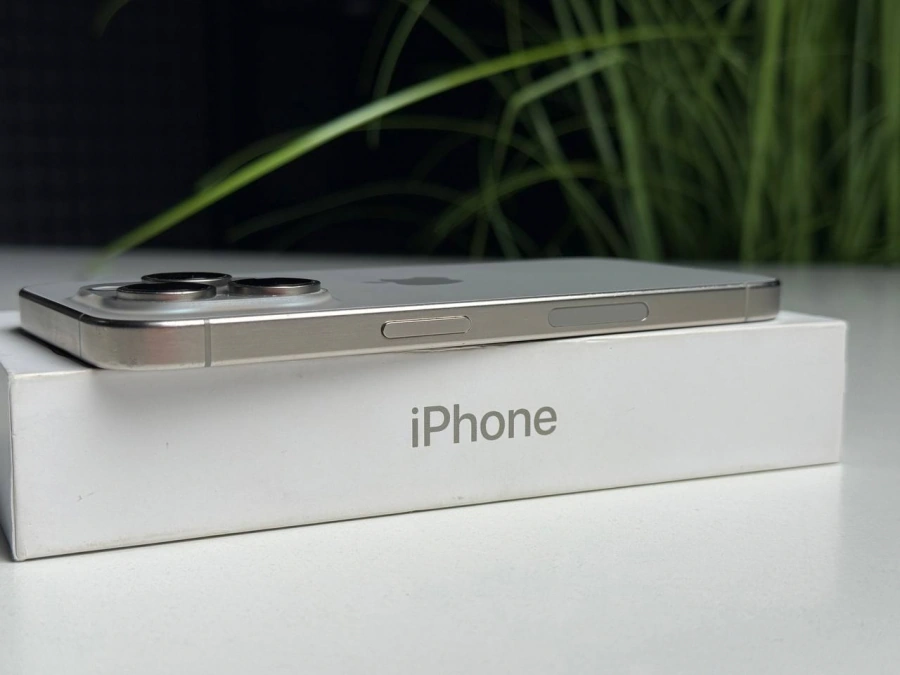 ВЖИВАНИЙ Б/У Apple iPhone 15 Pro 128GB Natural Titanium eSim (MTQP3) - Стан: гарний | Акумулятор: 92% | Комплектація: повний | Гарантія: 3 міс.