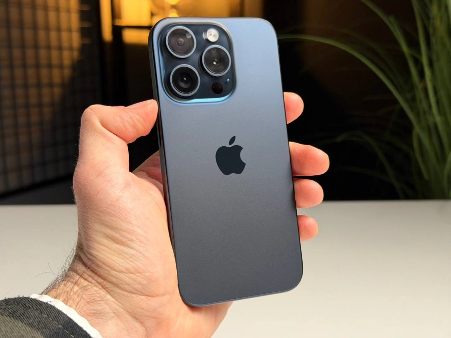 ВЖИВАНИЙ Б/У Apple iPhone 15 Pro 512GB Blue Titanium (MTVA3) - Стан: гарний | Акумулятор: 89% | Комплектація: iPhone, кабель | Гарантія: 3 міс.