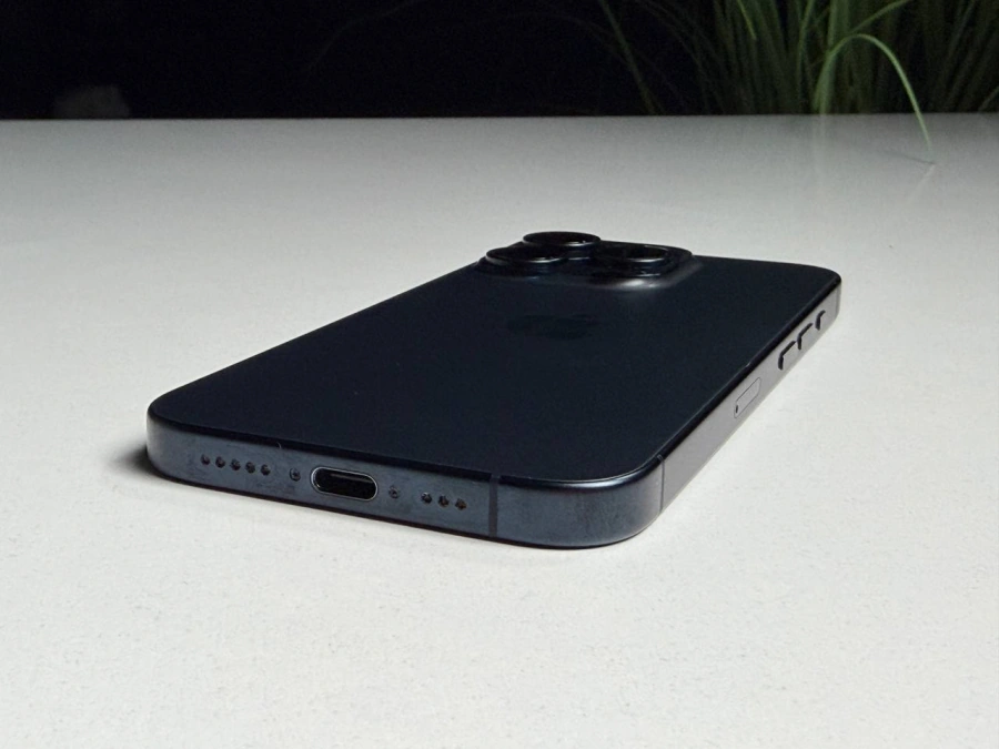 ВЖИВАНИЙ Б/У Apple iPhone 15 Pro 512GB Blue Titanium (MTVA3) - Стан: гарний | Акумулятор: 89% | Комплектація: iPhone, кабель | Гарантія: 3 міс.