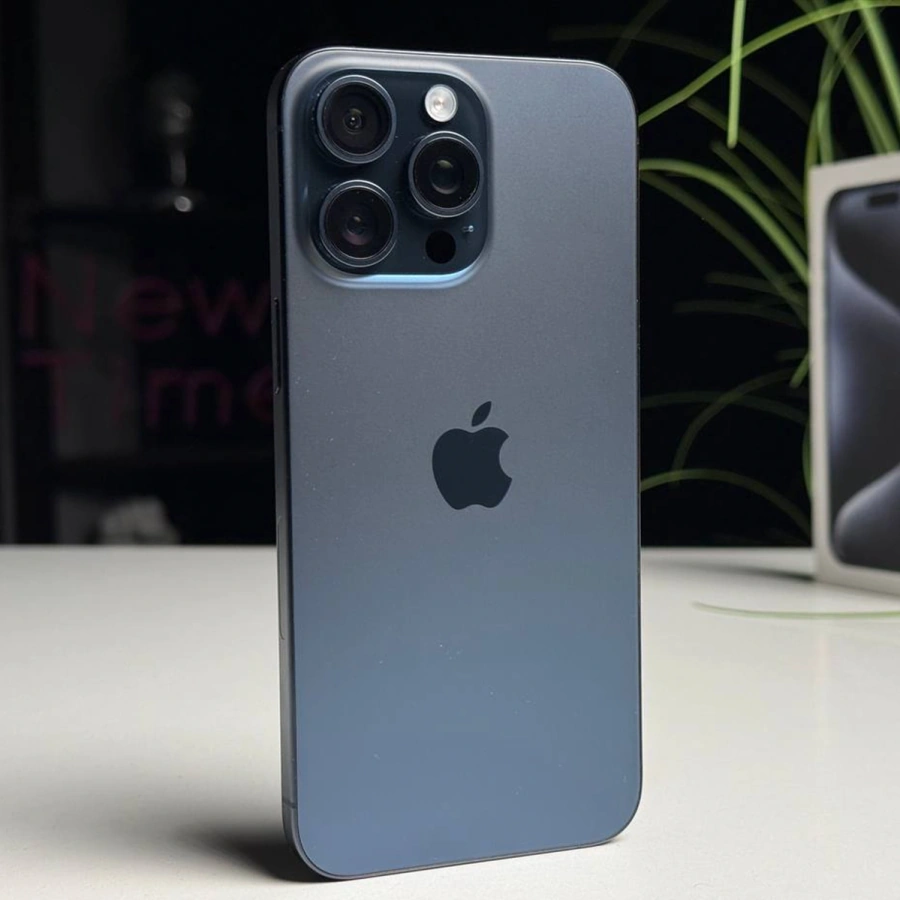 ВЖИВАНИЙ Б/У Apple iPhone 15 Pro Max 256GB Blue Titanium eSim (MU693) - Стан: гарний | Акумулятор: 87% | Комплектація: повний | Гарантія: 3 міс.