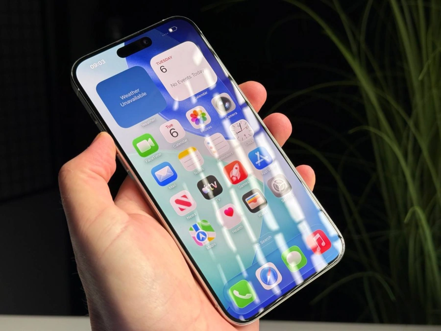 ВЖИВАНИЙ Б/У Apple iPhone 15 Pro Max 256GB White Titanium (MU783) - Стан: задовільний | Акумулятор: 100% | Комплектація: iPhone, кабель | Гарантія: 3 міс.
