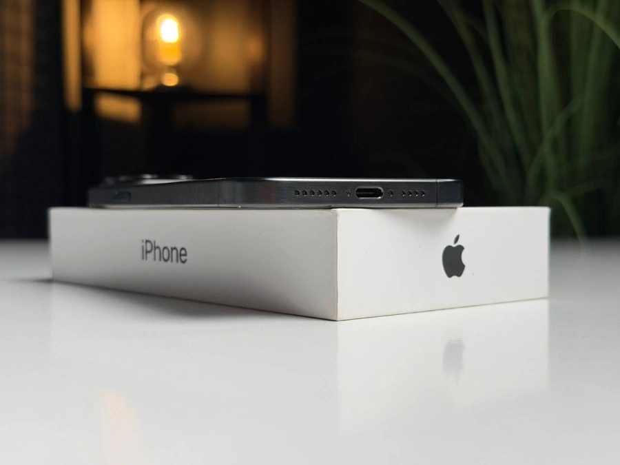 ВЖИВАНИЙ Б/У Apple iPhone 15 Pro Max 512GB Black Titanium (MU7C3) - Стан: гарний | Акумулятор: 87% | Комплектація: повний | Гарантія: 3 міс.