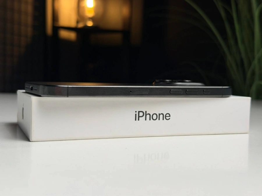 ВЖИВАНИЙ Б/У Apple iPhone 15 Pro Max 512GB Black Titanium (MU7C3) - Стан: гарний | Акумулятор: 87% | Комплектація: повний | Гарантія: 3 міс.