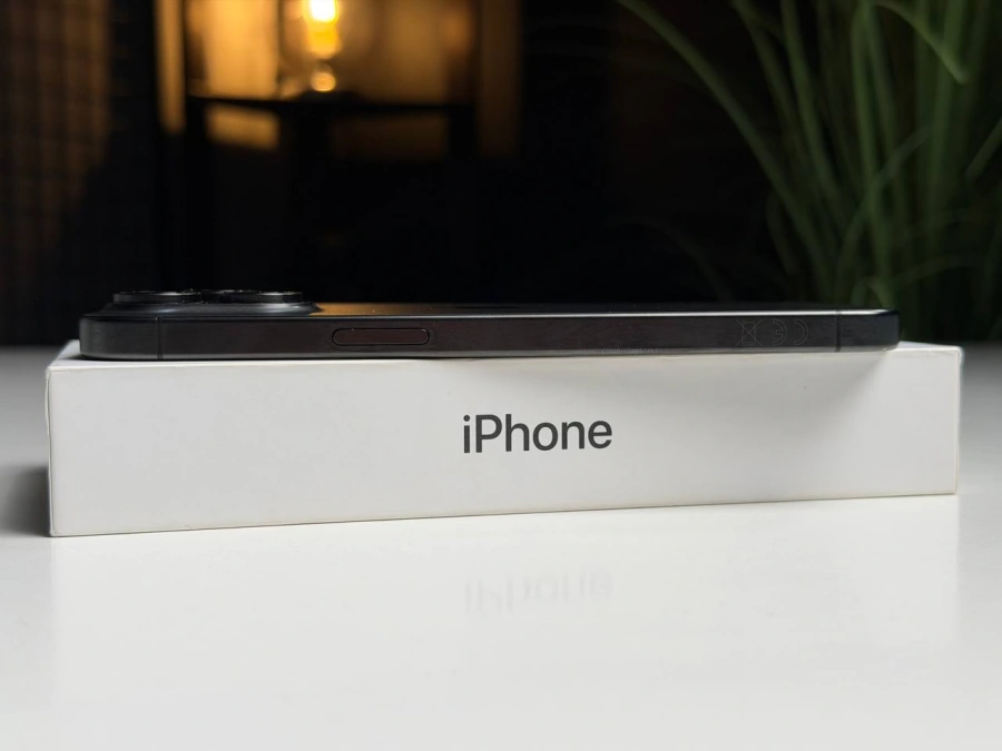 ВЖИВАНИЙ Б/У Apple iPhone 15 Pro Max 512GB Black Titanium (MU7C3) - Стан: гарний | Акумулятор: 87% | Комплектація: повний | Гарантія: 3 міс.