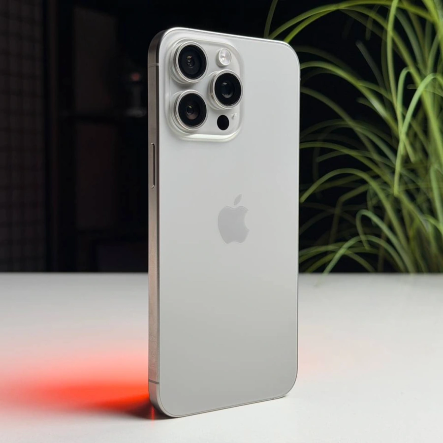 ВЖИВАНИЙ Б/У Apple iPhone 15 Pro Max 512GB Natural Titanium (MU7E3) - Стан: гарний | Акумулятор: 100% | Комплектація: iPhone, кабель | Гарантія: 3 міс.