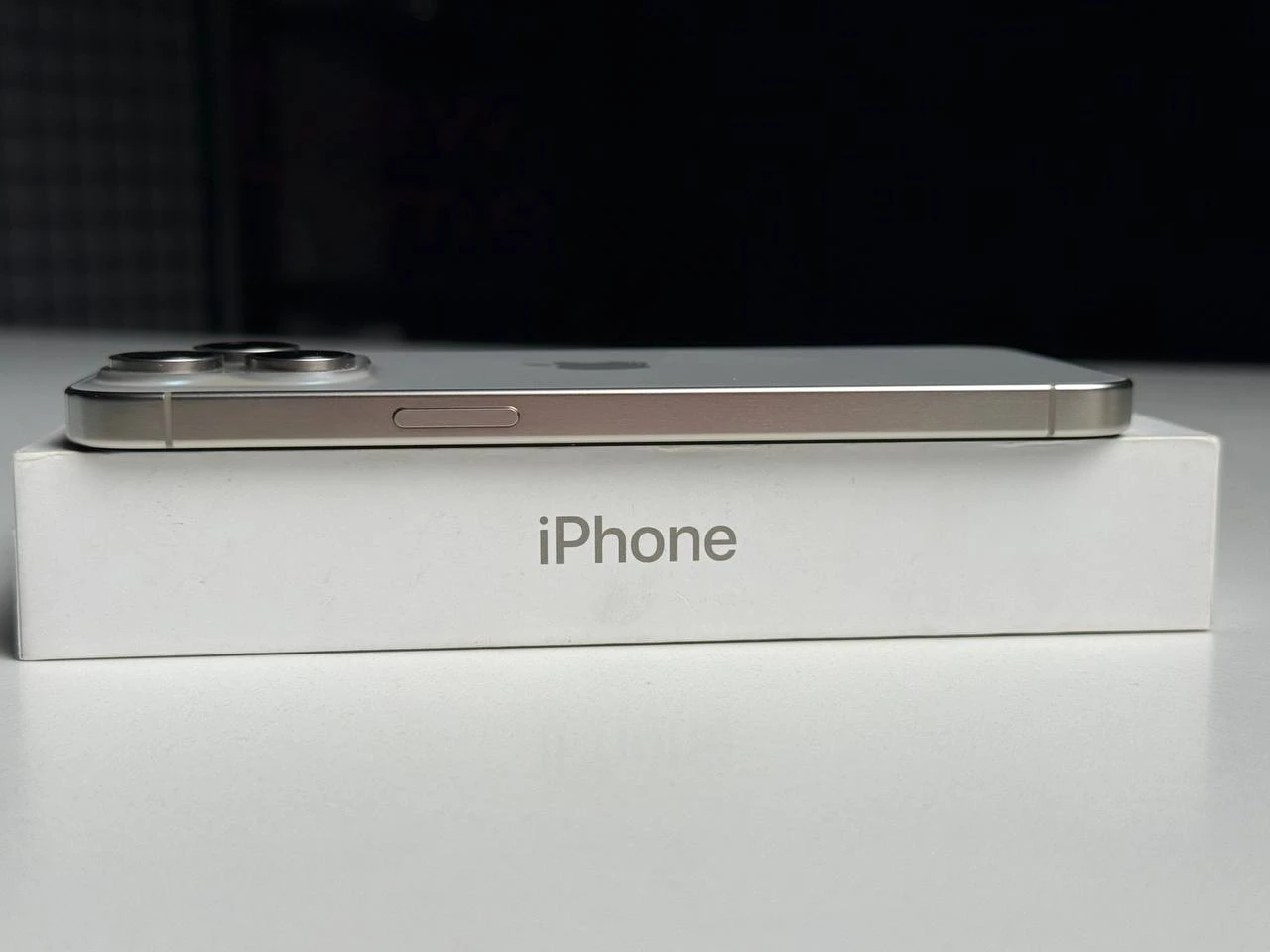 ВЖИВАНИЙ Б/У Apple iPhone 15 Pro Max 512GB Natural Titanium (MU7E3) - Состояние: идеальный | Аккумулятор: 97% | Комплектация: полный | Гарантія: 3 мес.