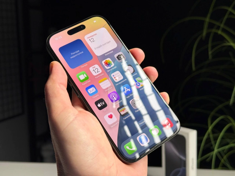 ВЖИВАНИЙ Б/У Apple iPhone 16 Pro 128GB Black Titanium (MYND3) - Стан: гарний | Акумулятор: 100% | Комплектація: повний | Гарантія: 3 міс.