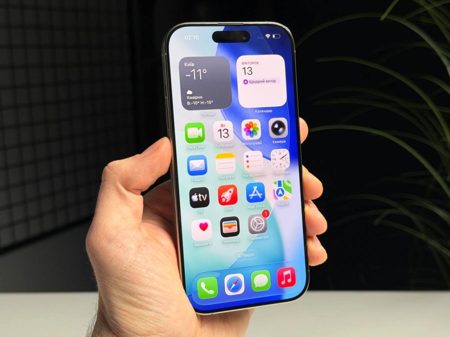 ВЖИВАНИЙ Б/У Apple iPhone 16 Pro 256GB Natural Titanium (MYNL3) - Стан: гарний | Акумулятор: 93% | Комплектація: iPhone, кабель | Гарантія: 3 міс.