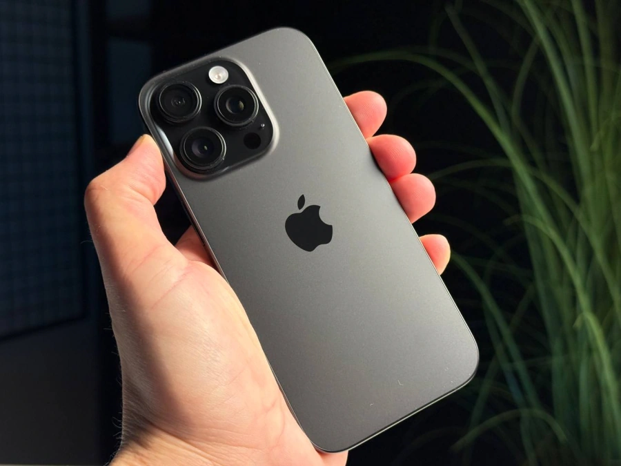 ВЖИВАНИЙ Б/У Apple iPhone 16 Pro 512GB Black Titanium (MYNM3) - Стан: гарний | Акумулятор: 93% | Комплектація: iPhone, кабель | Гарантія: 3 міс.