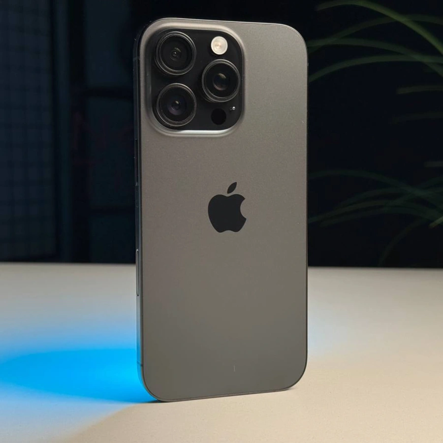 ВЖИВАНИЙ Б/У Apple iPhone 16 Pro 512GB Black Titanium (MYNM3) - Стан: гарний | Акумулятор: 93% | Комплектація: iPhone, кабель | Гарантія: 3 міс.