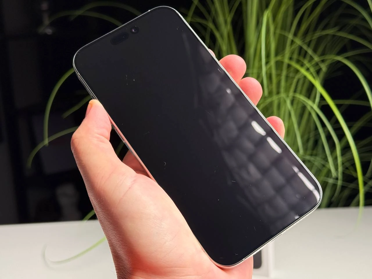 ВЖИВАНИЙ Б/У Apple iPhone 16 Pro Max 1TB Natural Titanium (MYX73) - Состояние: хороший | Аккумулятор: 100% | Комплектация: полный | Гарантия: 3 мес.