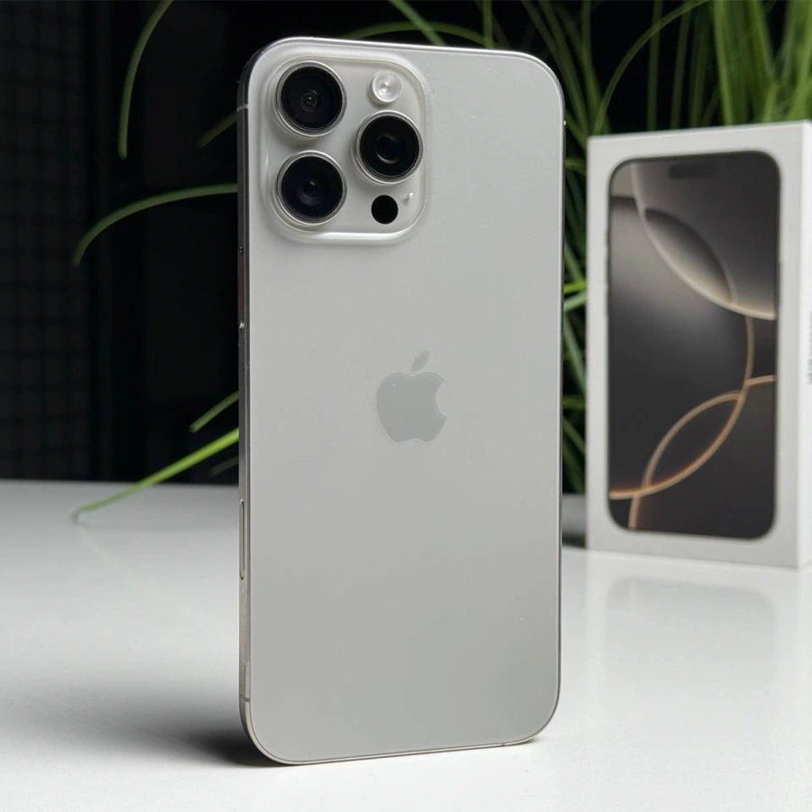 ВЖИВАНИЙ Б/У Apple iPhone 16 Pro Max 1TB Natural Titanium (MYX73) - Стан: гарний | Акумулятор: 100% | Комплектація: повний | Гарантія: 3 міс.