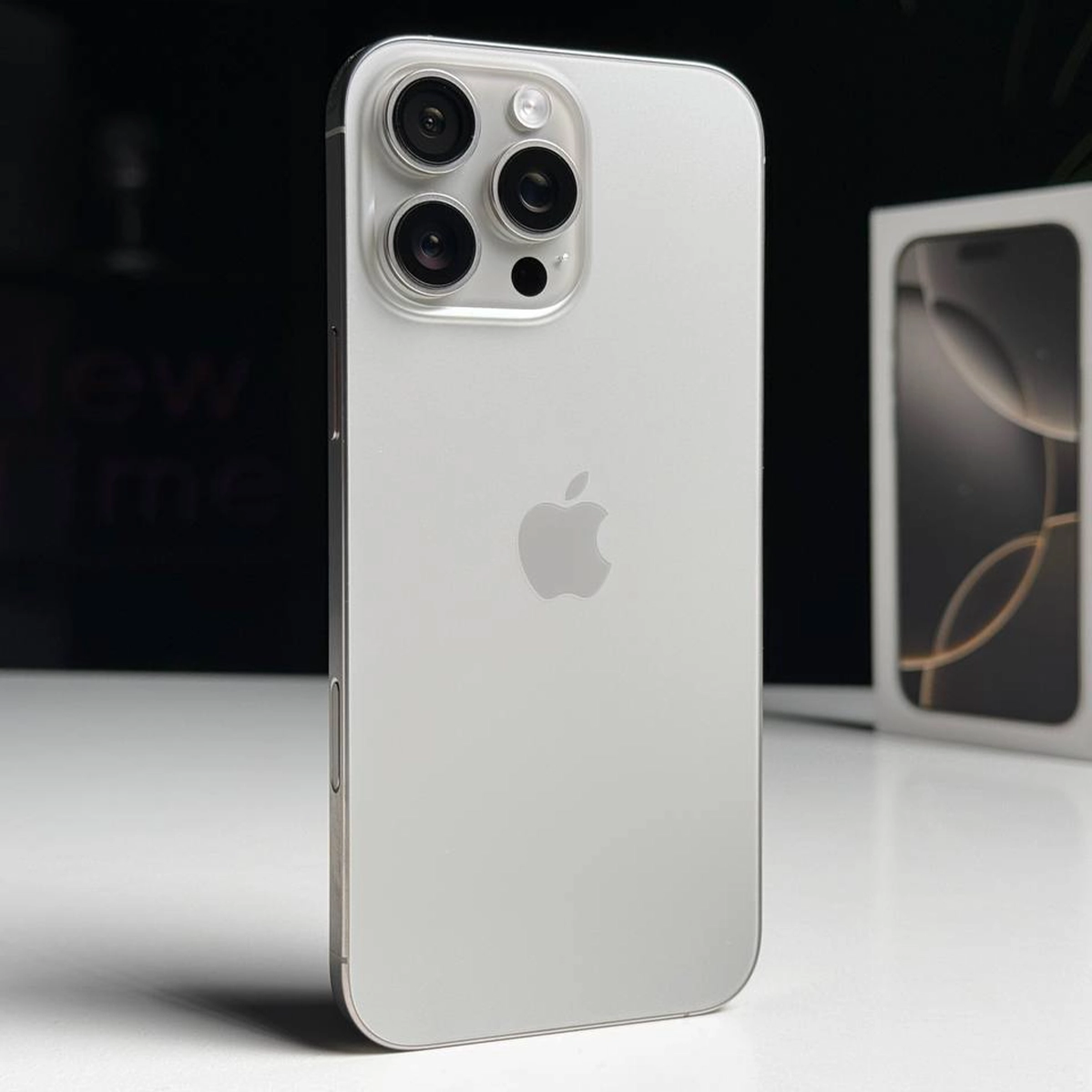 ВЖИВАНИЙ Б/У Apple iPhone 16 Pro Max 256GB Natural Titanium (MYWY3) - Состояние: идеальный | Аккумулятор: 97% | Комплектация: полный | Гарантия: 3 мес.
