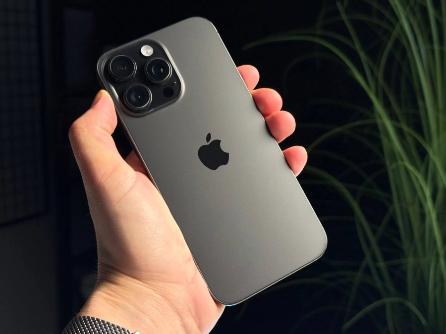 ВЖИВАНИЙ Б/У Apple iPhone 16 Pro Max 512GB Black Titanium (MYX03) - Стан: гарний | Акумулятор: 100% | Комплектація: iPhone, кабель | Гарантія: 3 міс.