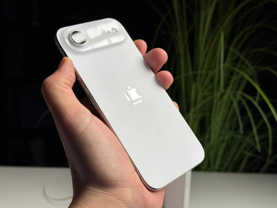 ВІТРИННИЙ Apple iPhone Air 256GB Cloud White (MG2M4, MG194, MG284) - Стан: ідеальний | Акумулятор: 100% | Комплектація: повний | Гарантія: 3 міс.