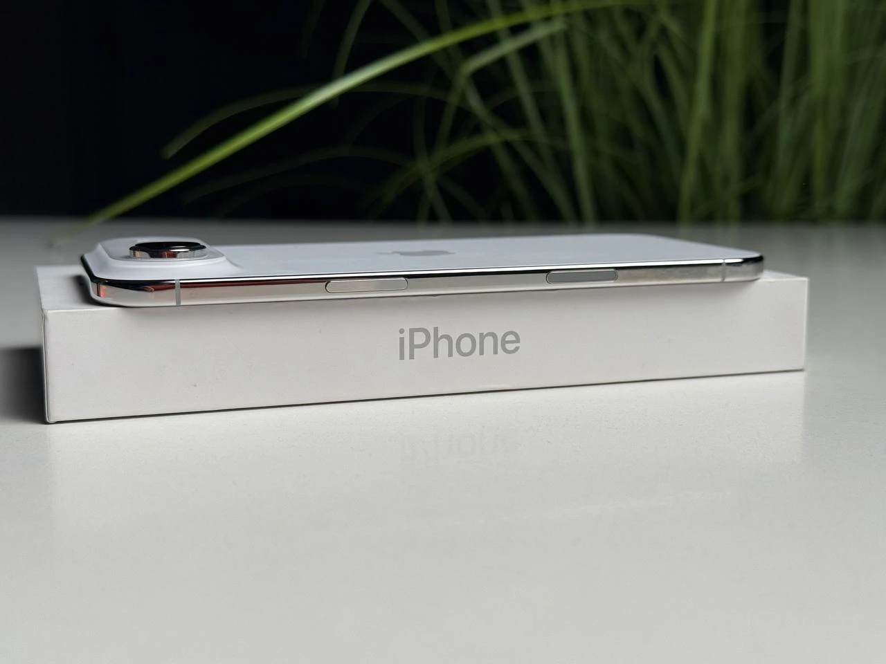 ВИТРИННЫЙ Apple iPhone Air 256GB Cloud White (MG2M4, MG194, MG284) - Состояние: идеальный | Аккумулятор: 100% | Комплектация: полный | Гарантия: 3 мес.