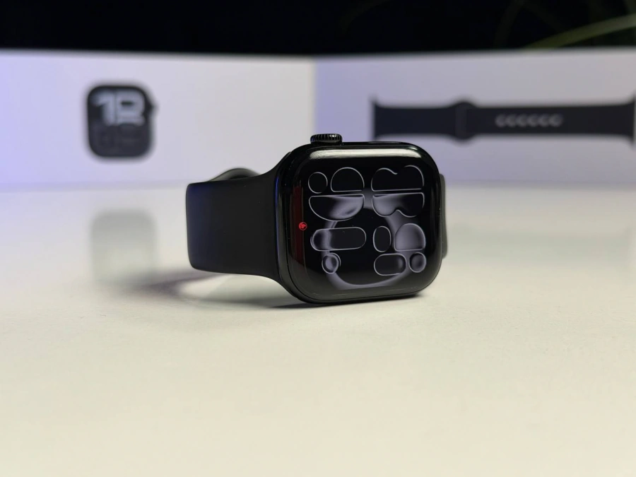 ВЖИВАНИЙ Б/У Apple Watch Series 10 GPS 42mm Jet Black Aluminum Case with Black Sport Band - S/M (MWWE3) - Состояние: хороший | Аккумулятор: 100% | Комплектация: полный | Гарантия: 3 мес.