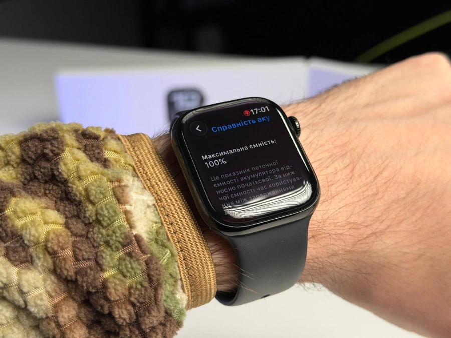 ВЖИВАНИЙ Б/У Apple Watch Series 10 GPS 42mm Jet Black Aluminum Case with Black Sport Band - S/M (MWWE3) - Состояние: хороший | Аккумулятор: 100% | Комплектация: полный | Гарантия: 3 мес.