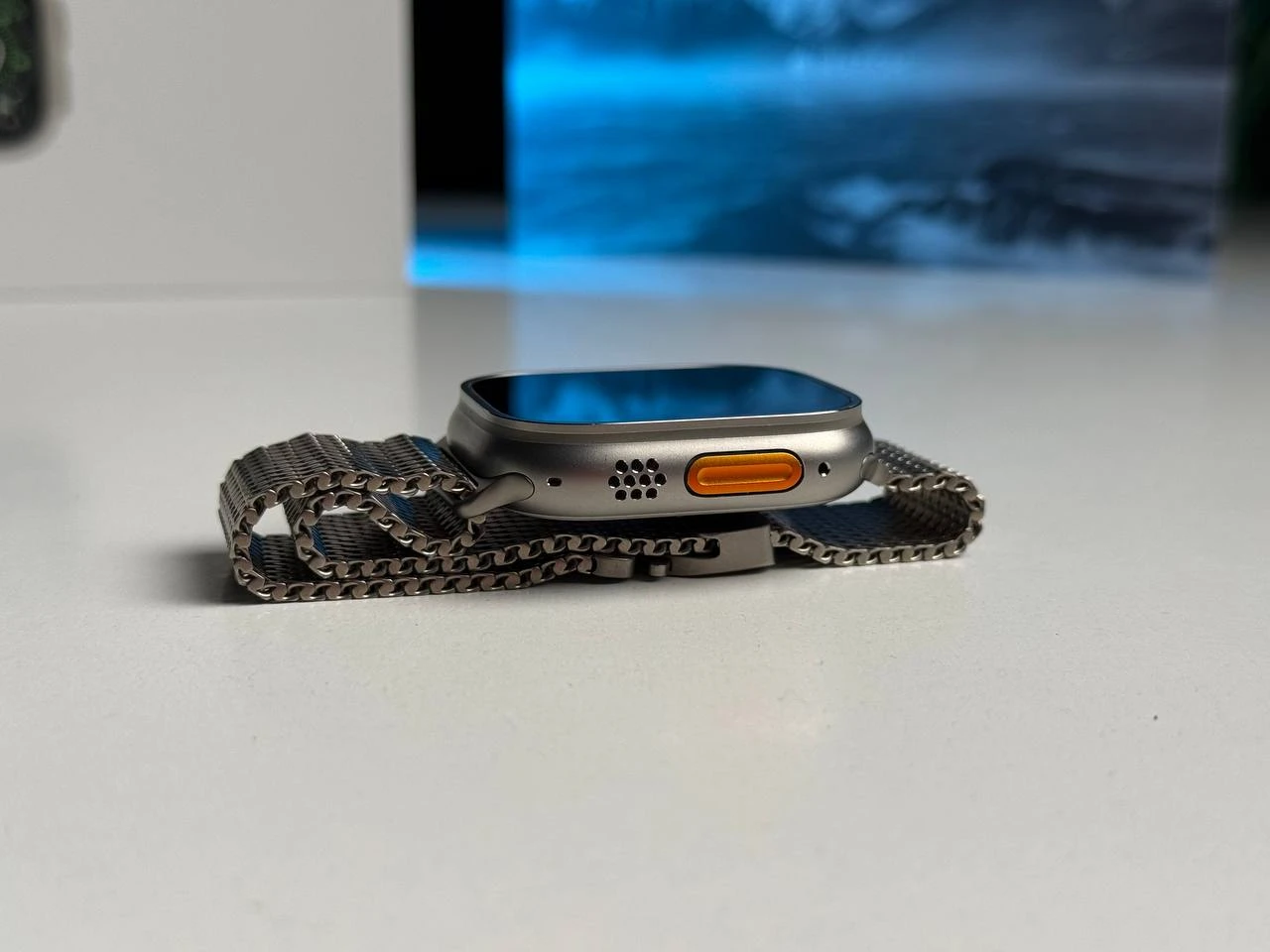 ВЖИВАНИЙ Б/У Apple Watch Ultra 3 GPS + Cellular 49mm Natural Titanium Case with Natural Titanium Milanese Loop - Medium (MEWY4) - Состояние: хороший | Аккумулятор: 100% | Комплектация: полный | Гарантия: 9 мес.