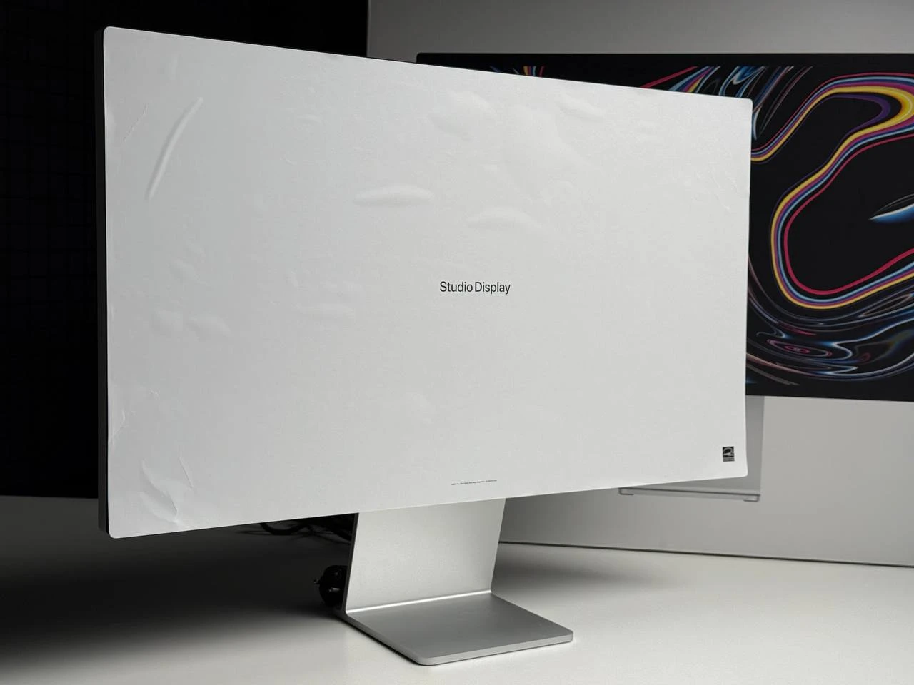 ВЖИВАНИЙ Б/У Монитор Apple Studio Display with Tilt Adjustable Stand [Standard Glass] (MK0U3, MYJG3) - Состояние: хороший | Комплектация: полный | Гарантия: 3 мес.