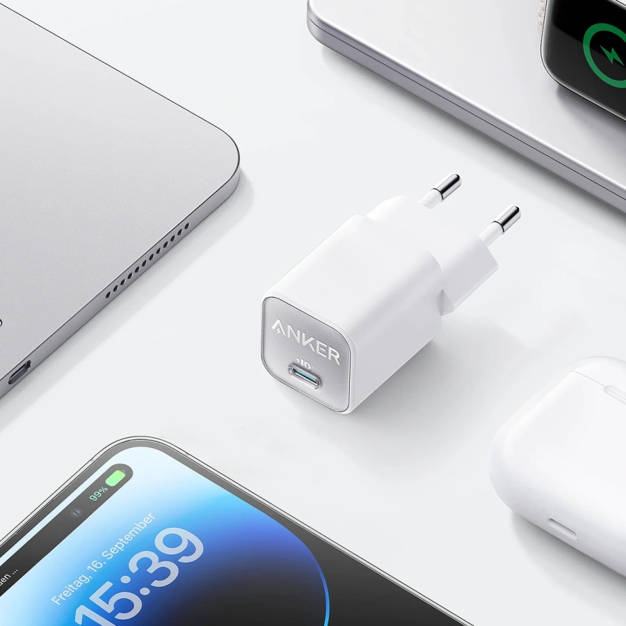 Мережевий зарядний пристрій Anker PowerPort 511 Nano III GaN 30W - White (A2147G21)