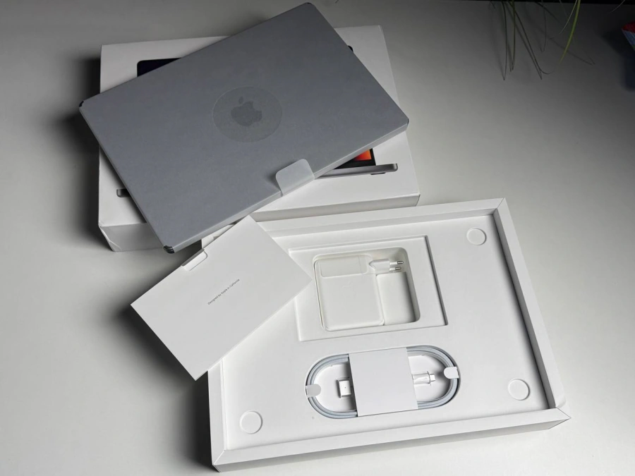 OPEN BOX MacBook Pro 16" M1 Pro/16GB/512GB Space Gray (MK183) - Стан: гарний | Акумулятор: 100% | Комплектація: повний | Гарантія: 3 міс.