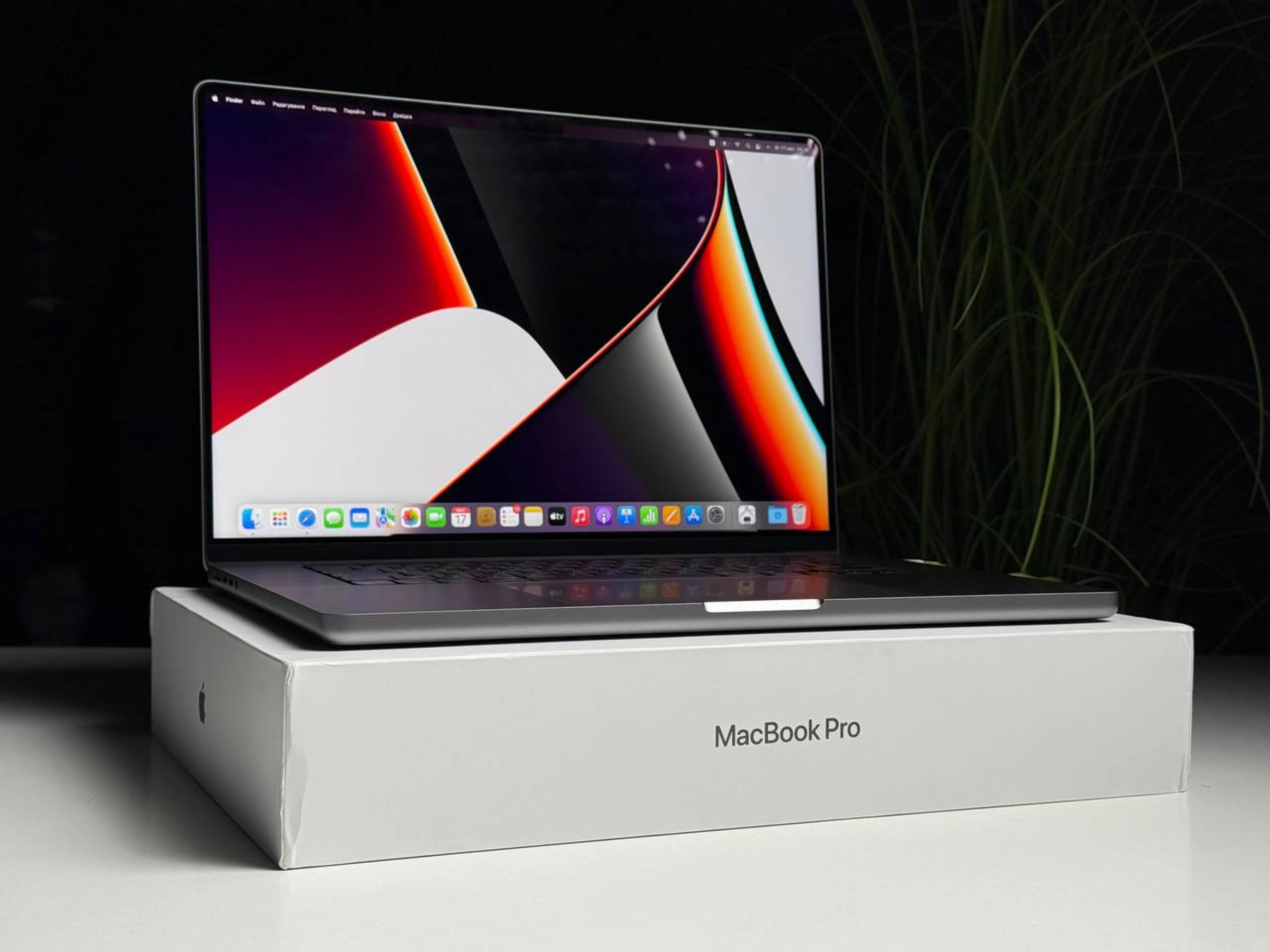OPEN BOX MacBook Pro 16" M1 Pro/16GB/512GB Space Gray (MK183) - Стан: гарний | Акумулятор: 100% | Комплектація: повний | Гарантія: 3 міс.