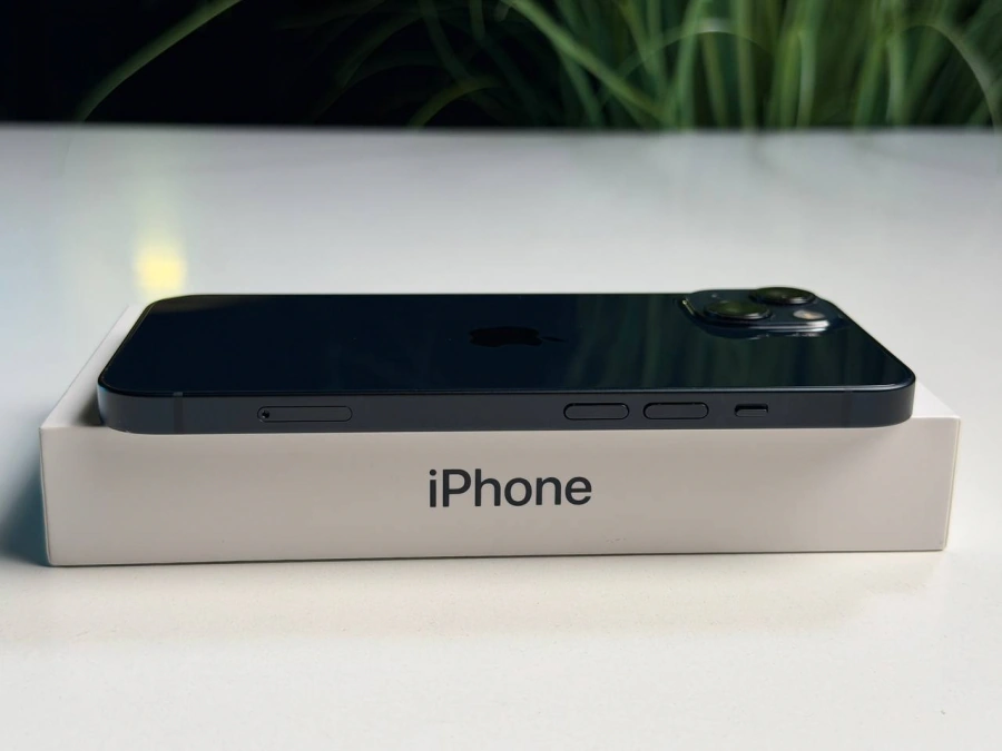 ВЖИВАНИЙ Б/У Apple iPhone 13 128GB Midnight (MLML3, MLPF3) - Стан: гарний | Акумулятор: 100% | Комплектація: повний | Гарантія: 3 міс.