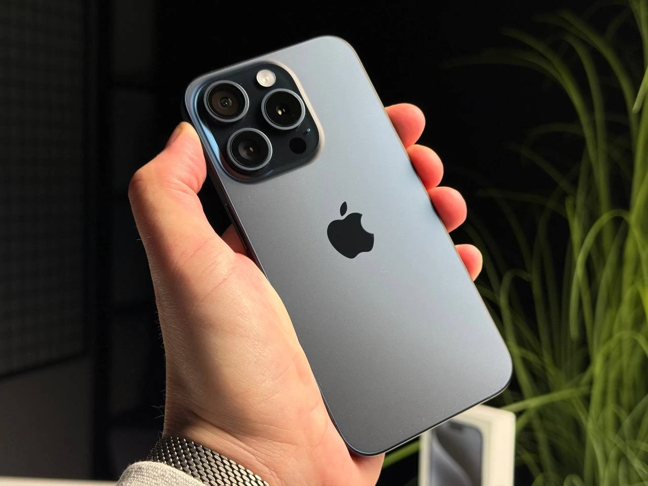 ВЖИВАНИЙ Б/У Apple iPhone 15 Pro 128GB Blue Titanium (MTV03) - Стан: гарний | Акумулятор: 89% | Комплектація: повний | Гарантія: 3 міс.