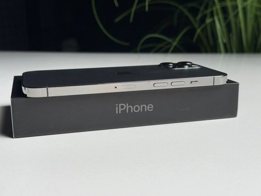ВЖИВАНИЙ Б/У Apple iPhone 12 Pro Max 512GB Graphite (MGCP3, MGDG3) - Стан: гарний | Акумулятор: 100% | Комплектація: повний | Гарантія: 3 міс.