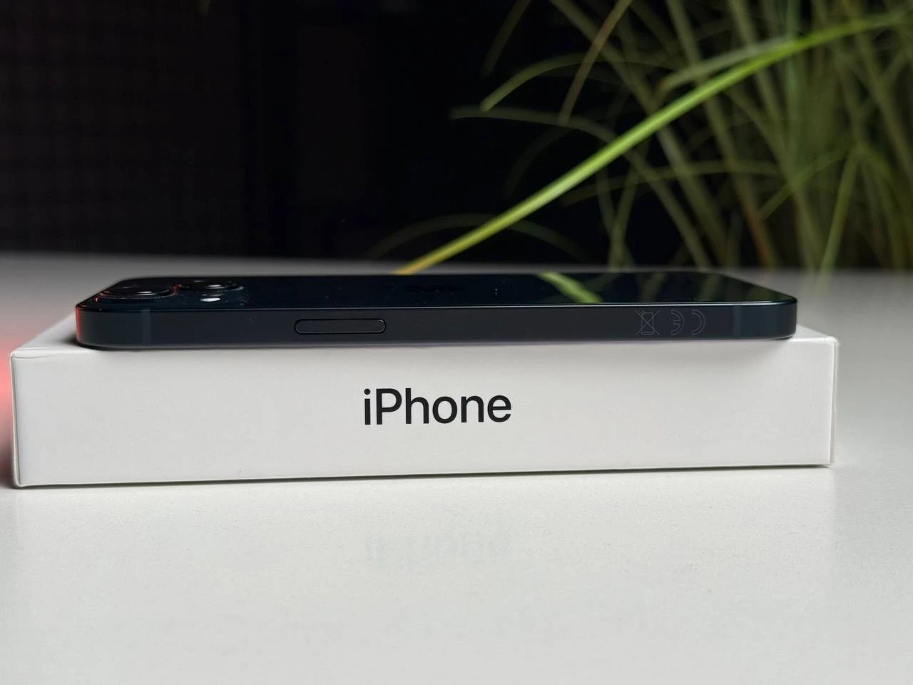 ВЖИВАНИЙ Б/У Apple iPhone 13 128GB Midnight (MLML3, MLPF3) - Состояние: хороший | Аккумулятор: 87% | Комплектация: полный | Гарантия: 3 мес.