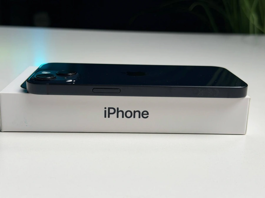 ВЖИВАНИЙ Б/У Apple iPhone 13 128GB Midnight (MLML3, MLPF3) - Стан: гарний | Акумулятор: 87% | Комплектація: повний | Гарантія: 3 міс.