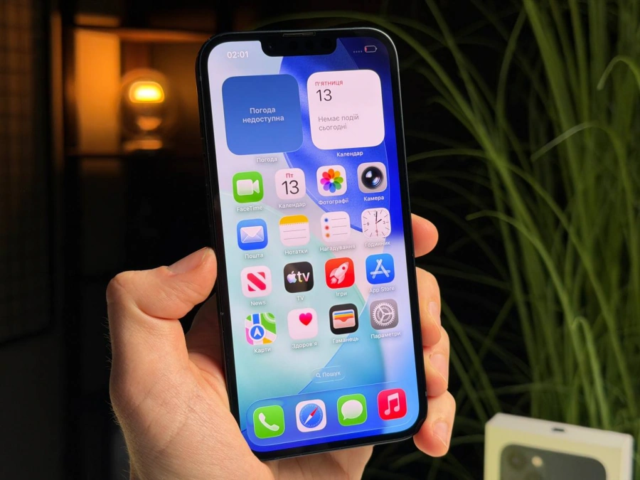 ВЖИВАНИЙ Б/У Apple iPhone 13 256GB Midnight (MLMU3, MLQ63) - Состояние: хороший | Аккумулятор: 100% | Комплектация: полный | Гарантия: 3 мес.