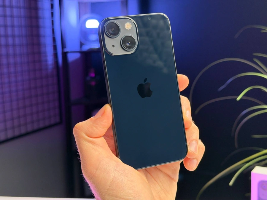 ВЖИВАНИЙ Б/У Apple iPhone 13 Mini 128GB Midnight (MLHM3, MLK03) - Стан: гарний | Акумулятор: 100% | Комплектація: повний | Гарантія: 3 міс.