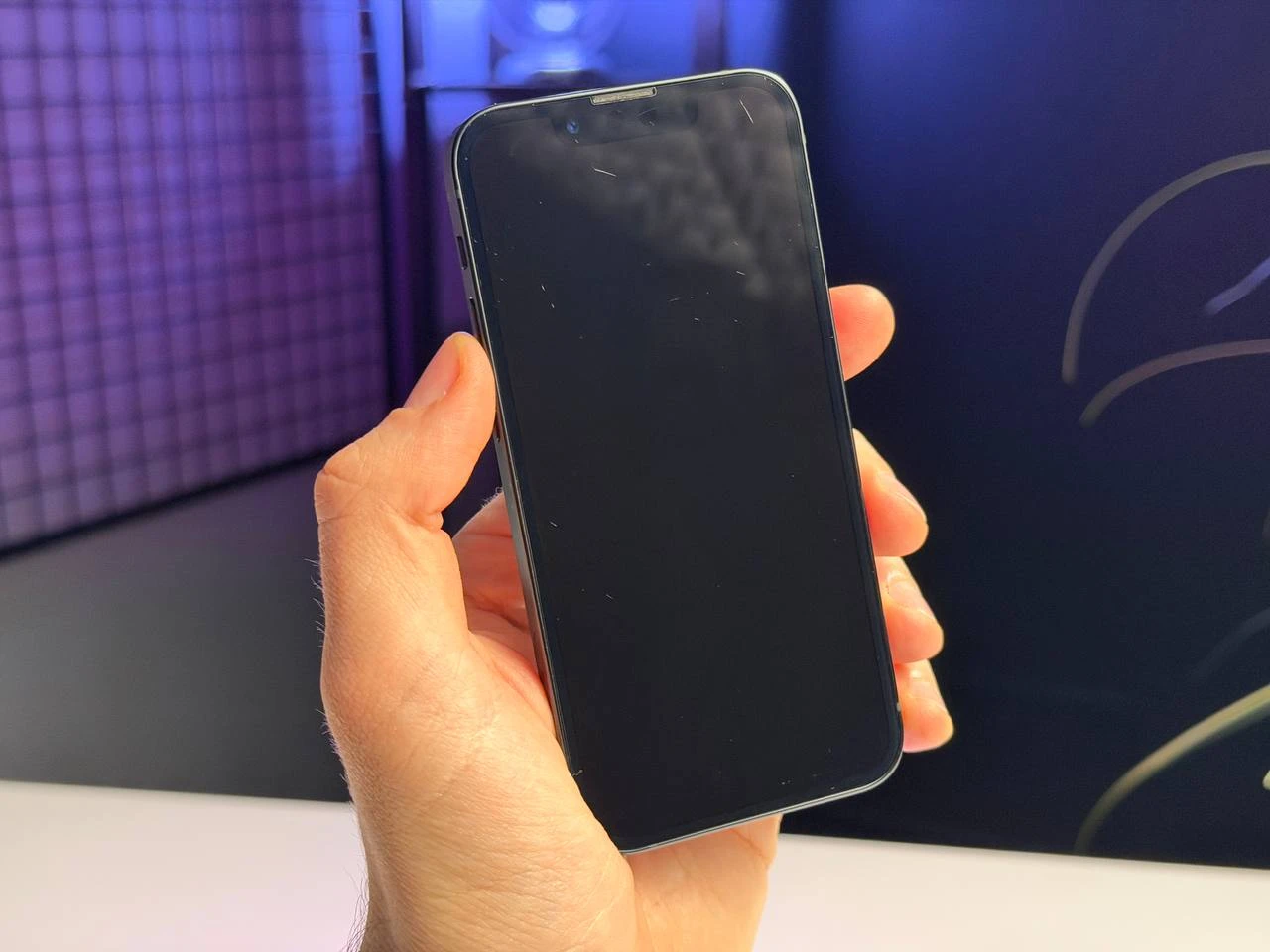 ВЖИВАНИЙ Б/У Apple iPhone 13 Mini 128GB Midnight (MLHM3, MLK03) - Стан: гарний | Акумулятор: 100% | Комплектація: повний | Гарантія: 3 міс.