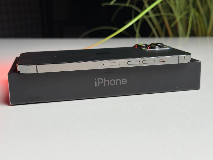 ВЖИВАНИЙ Б/У Apple iPhone 13 Pro Max 128GB Graphite (MLKL3, MLL63) - Стан: гарний | Акумулятор: 100% | Комплектація: повний | Гарантія: 3 міс.