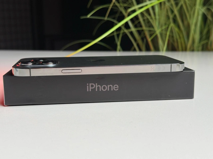 ВЖИВАНИЙ Б/У Apple iPhone 13 Pro Max 128GB Graphite (MLKL3, MLL63) - Стан: гарний | Акумулятор: 100% | Комплектація: повний | Гарантія: 3 міс.