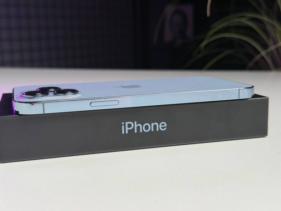 ВЖИВАНИЙ Б/У Apple iPhone 13 Pro Max 128GB Sierra Blue (MLKP3, MLL93) - Стан: гарний | Акумулятор: 88% | Комплектація: повний | Гарантія: 3 міс.