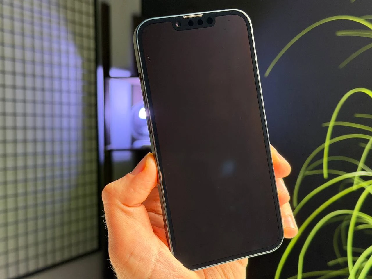 ВЖИВАНИЙ Б/У Apple iPhone 14 128GB Midnight (MPUF3) - Стан: гарний | Акумулятор: 100% | Комплектація: iPhone, кабель | Гарантія: 3 міс.