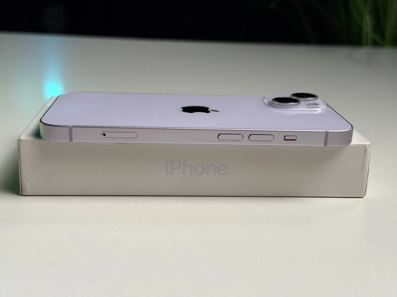 ВЖИВАНИЙ Б/У Apple iPhone 14 128GB Purple (MPV03) - Стан: гарний | Акумулятор: 87% | Комплектація: повний | Гарантія: 3 міс.