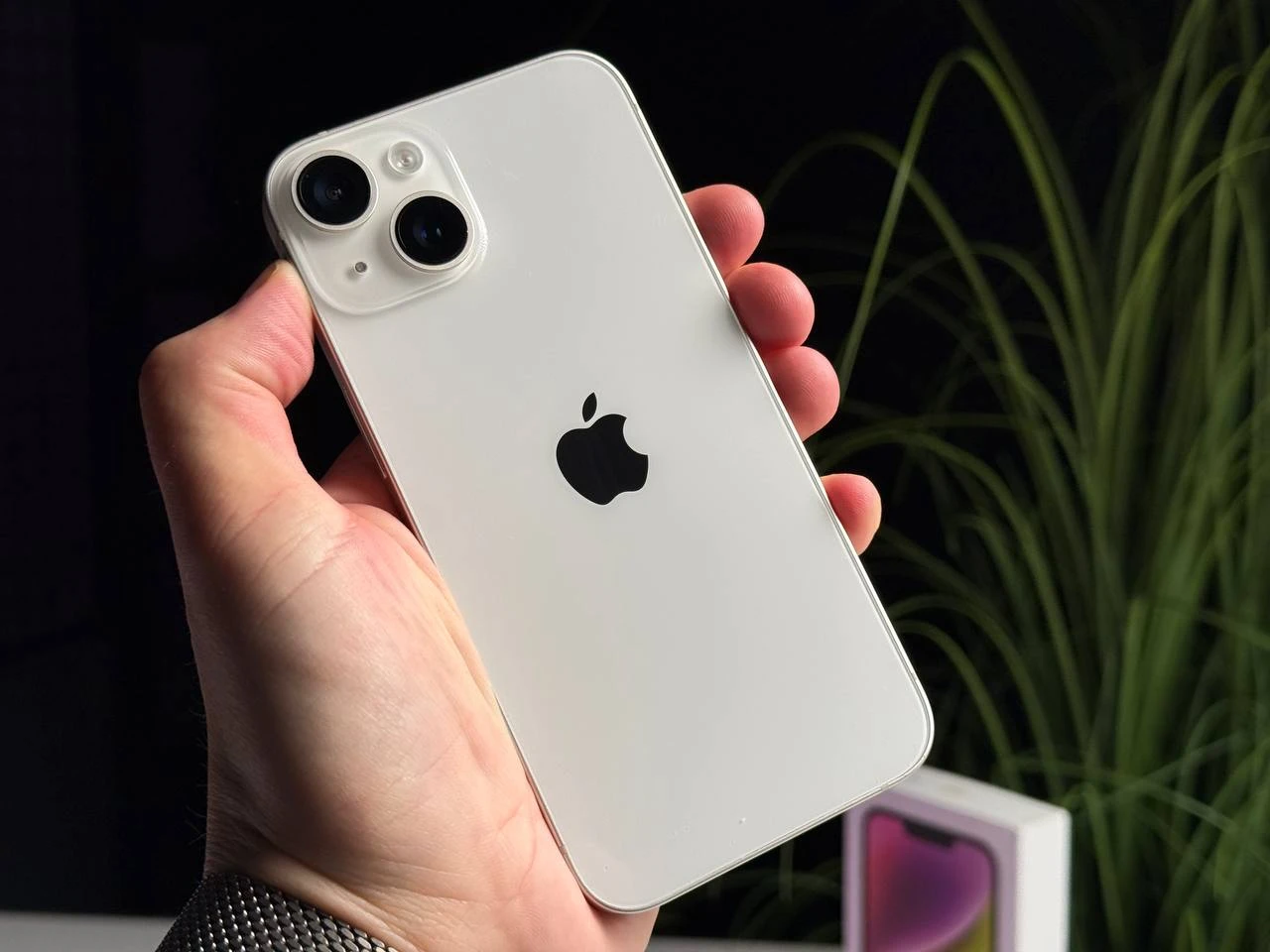 ВЖИВАНИЙ Б/У Apple iPhone 14 128GB Starlight (MPUR3) - Стан: гарний | Акумулятор: 100% | Комплектація: повний | Гарантія: 3 міс.