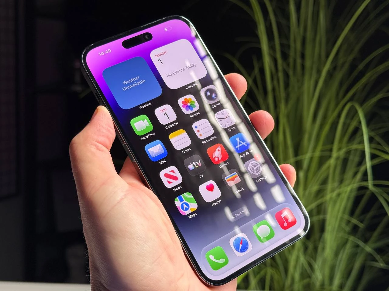ВЖИВАНИЙ Б/У Apple iPhone 14 Pro Max 1TB Deep Purple eSim (MQ953) - Состояние: хороший | Аккумулятор: 100% | Комплектация: iPhone, кабель | Гарантия: 3 мес.