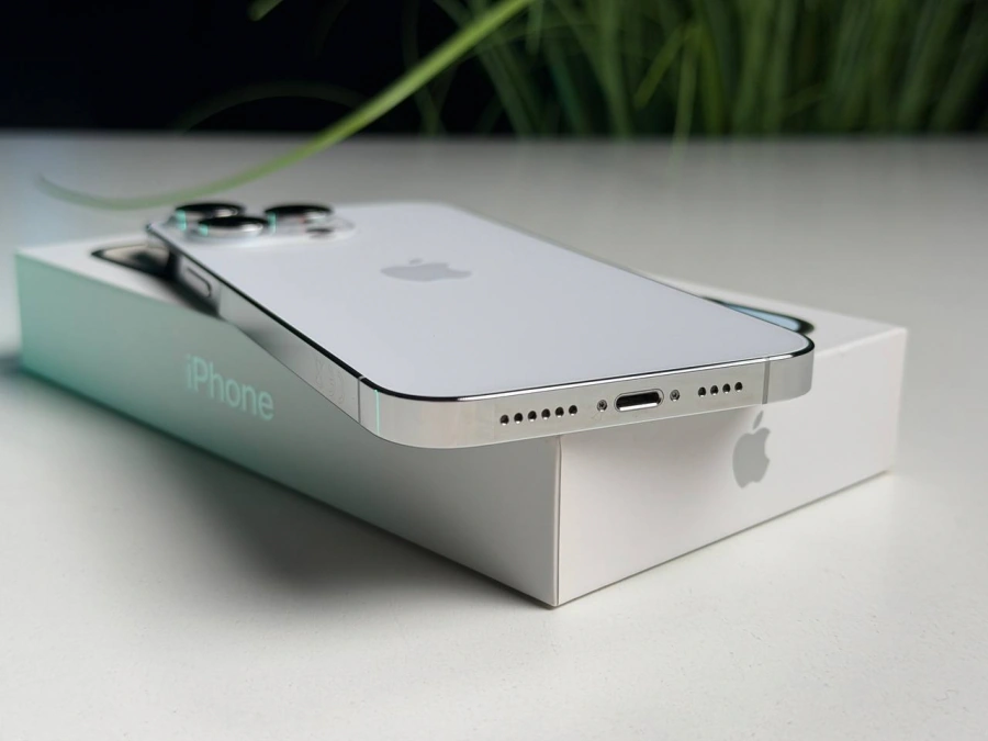 ВЖИВАНИЙ Б/У Apple iPhone 14 Pro Max 256GB Silver (MQ9V3) - Стан: гарний | Акумулятор: 100% | Комплектація: повний | Гарантія: 3 міс.