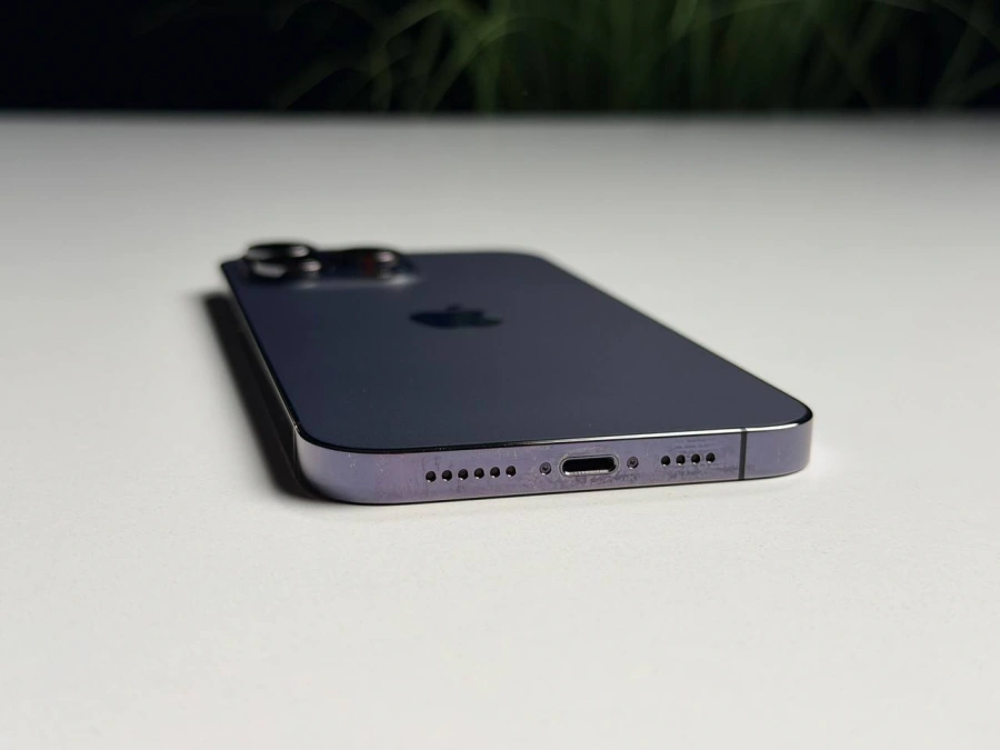 ВЖИВАНИЙ Б/У Apple iPhone 14 Pro Max 512GB Deep Purple (MQAM3) - Состояние: хороший | Аккумулятор: 100% | Комплектация: iPhone, кабель | Гарантия: 3 мес.