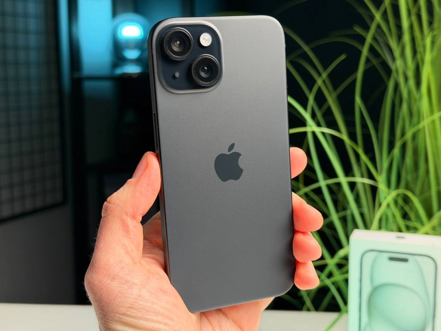 ВЖИВАНИЙ Б/У Apple iPhone 15 256GB Black (MTP63) - Стан: гарний | Акумулятор: 89% | Комплектація: повний | Гарантія: 3 міс.