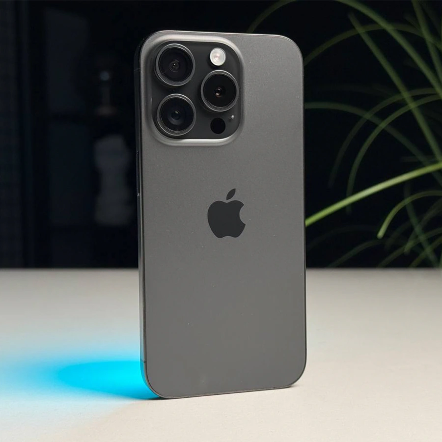 ВЖИВАНИЙ Б/У Apple iPhone 15 Pro 128GB Black Titanium (MTUV3) - Стан: гарний | Акумулятор: 100% | Комплектація: iPhone, кабель | Гарантія: 3 міс.