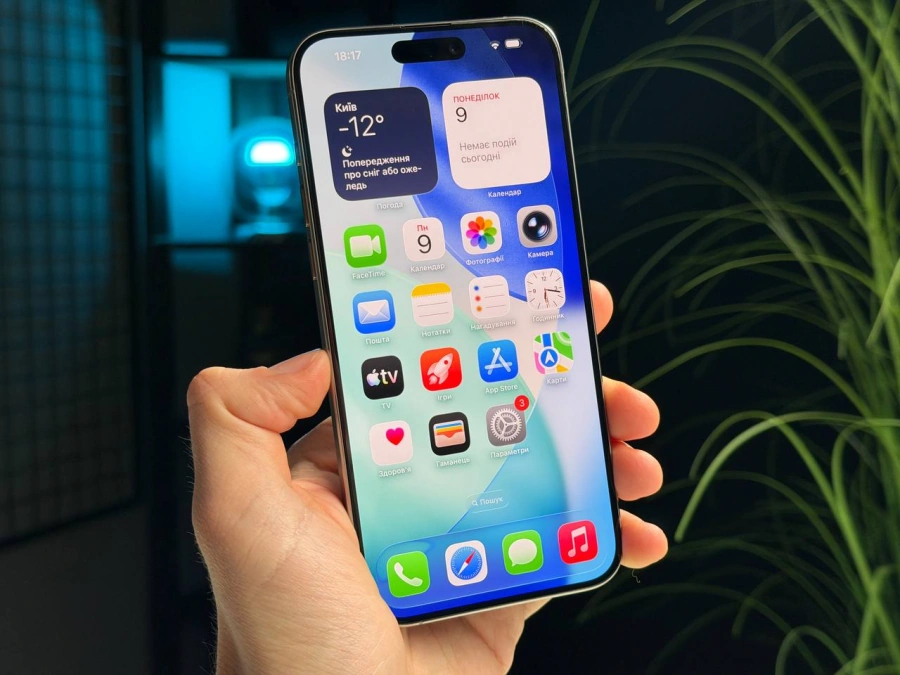 ВЖИВАНИЙ Б/У Apple iPhone 15 Pro Max 256GB Natural Titanium eSim (MU683) - Состояние: хороший | Аккумулятор: 100% | Комплектация: iPhone, кабель | Гарантия: 3 мес.