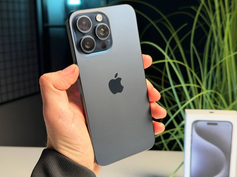 ВЖИВАНИЙ Б/У Apple iPhone 15 Pro Max 512GB Blue Titanium (MU7F3) - Стан: гарний | Акумулятор: 89% | Комплектація: повний | Гарантія: 3 міс.