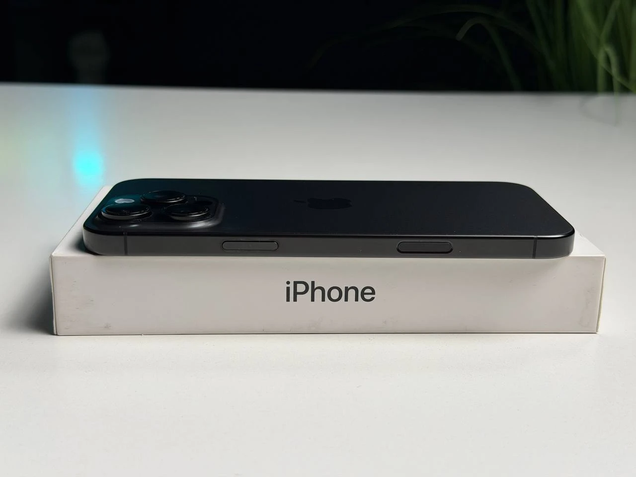 ВЖИВАНИЙ Б/У Apple iPhone 16 Pro Max 256GB Black Titanium (MYWV3) - Стан: ідеальний | Акумулятор: 91% | Комплектація: повний | Гарантія: 3 міс.