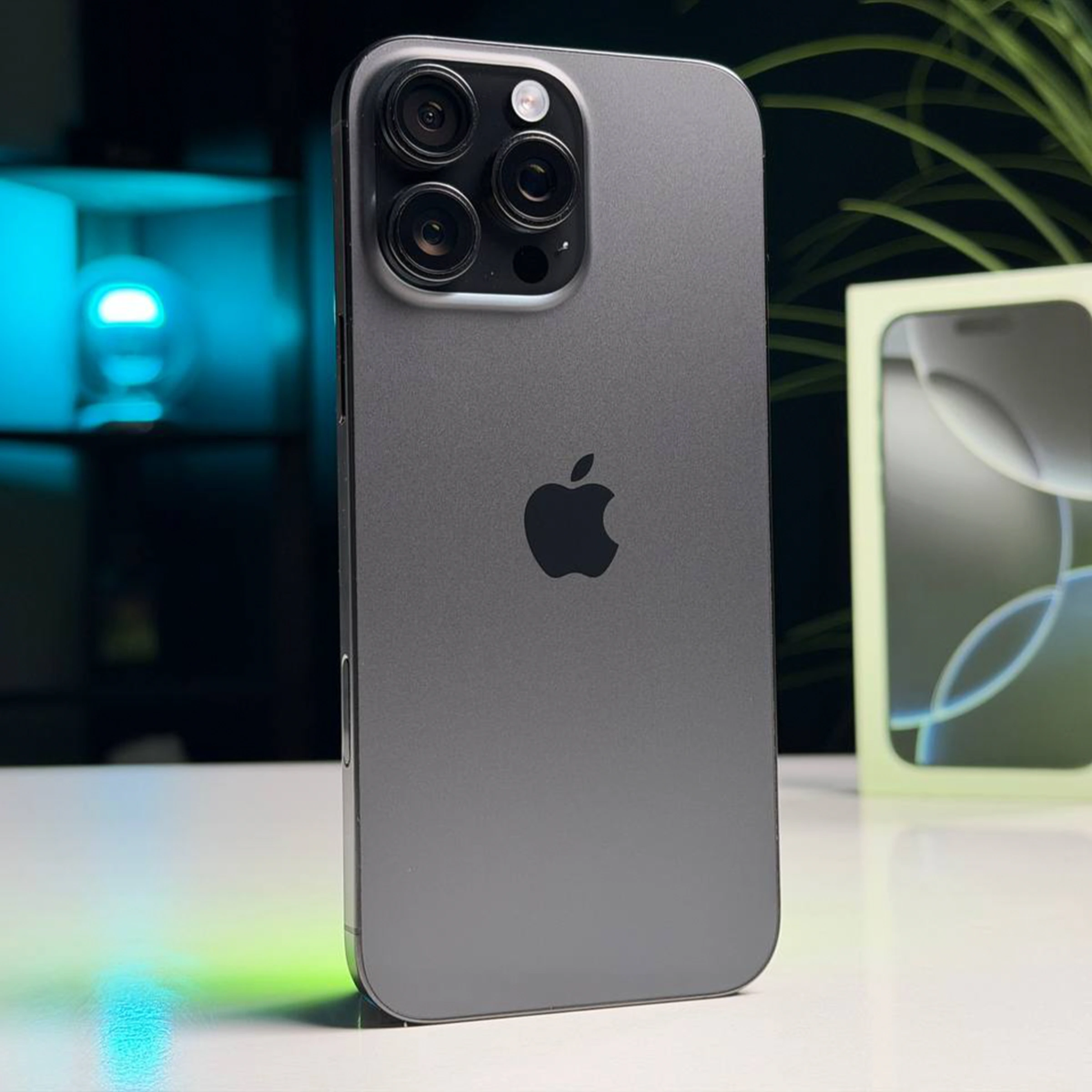 ВЖИВАНИЙ Б/У Apple iPhone 16 Pro Max 256GB Black Titanium (MYWV3) - Стан: ідеальний | Акумулятор: 91% | Комплектація: повний | Гарантія: 3 міс.